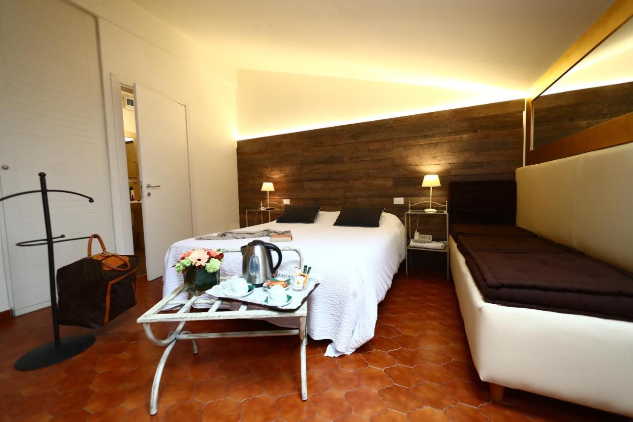 Hotel Italia เวโรนา ภายนอก รูปภาพ