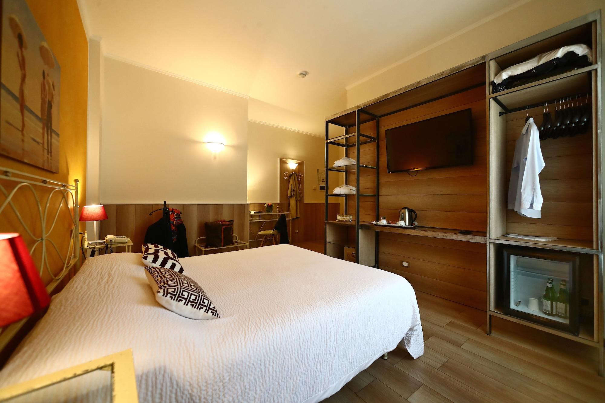 Hotel Italia เวโรนา ภายนอก รูปภาพ