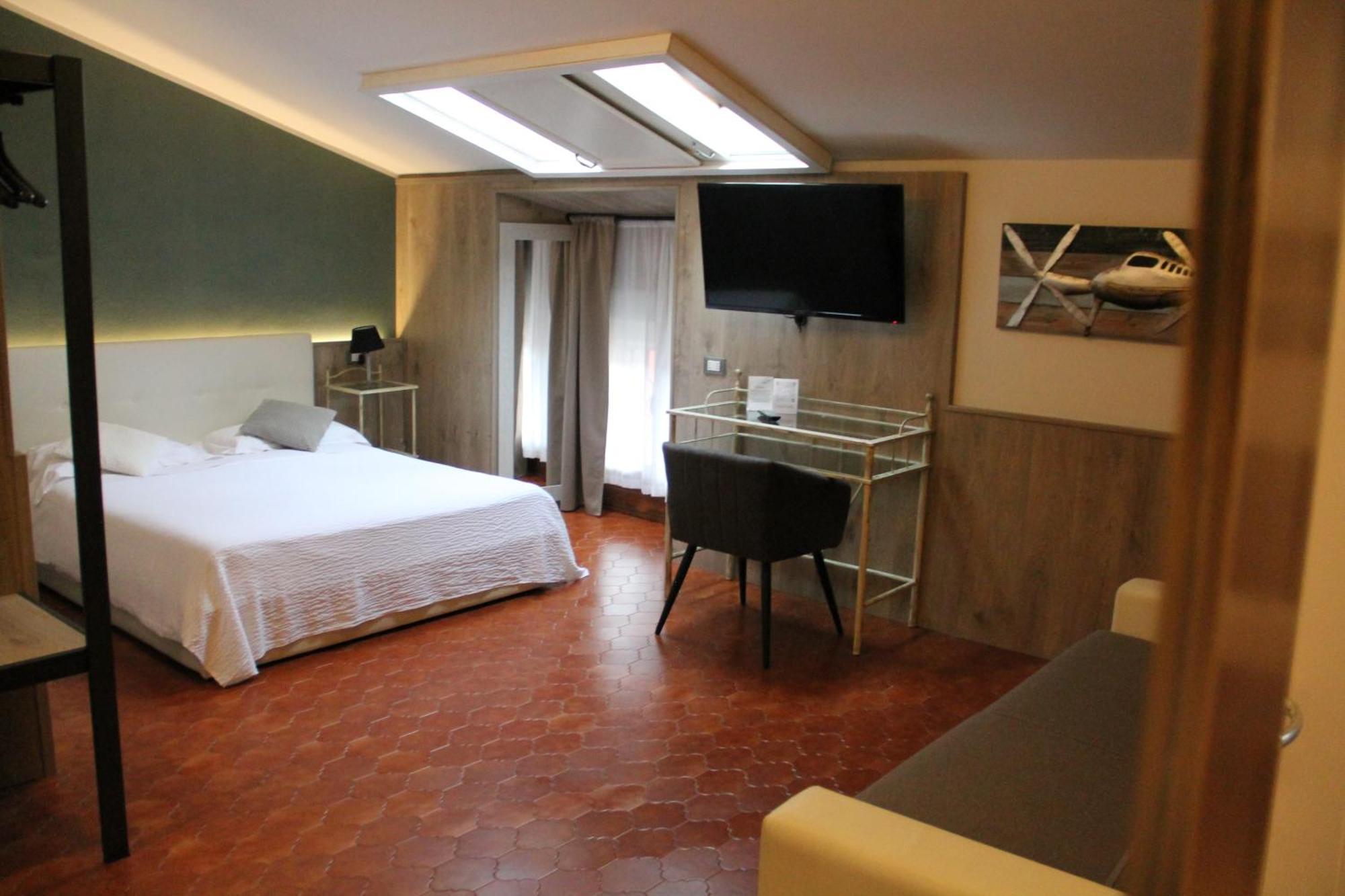 Hotel Italia เวโรนา ภายนอก รูปภาพ