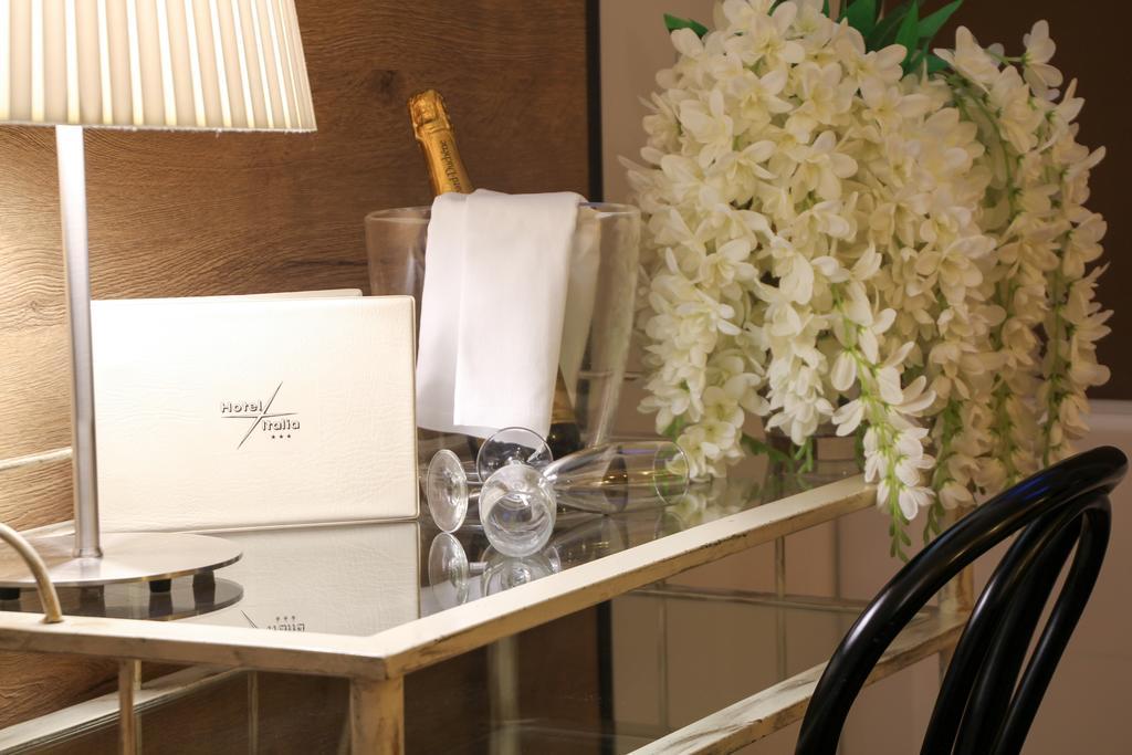 Hotel Italia เวโรนา ภายนอก รูปภาพ